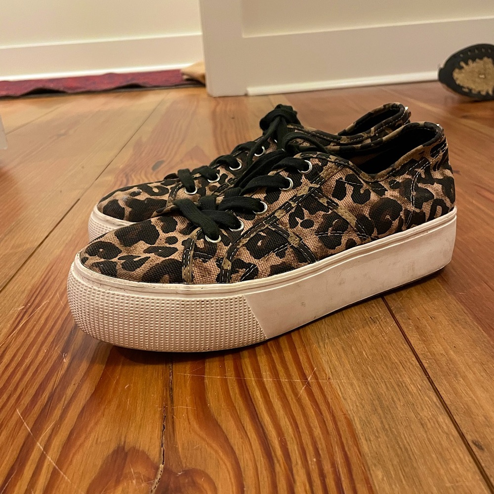 Cheetah print platform sneakers